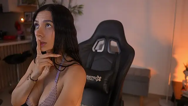 JessicaPratt online show from March 17, 7:07 pm