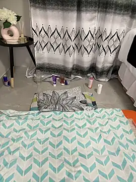 Nicole bash online show from March 20, 7:24 am