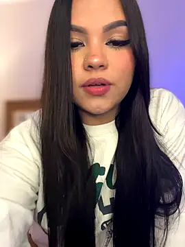 amber white15 online show from November 4, 11:10 pm