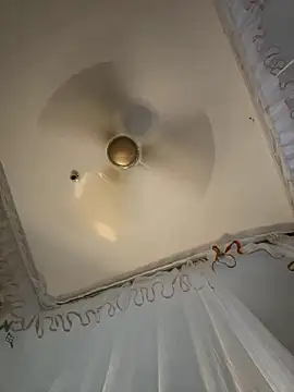 BubblesLovexox online show from April 18, 7:07 pm