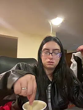 Kloe Novoa online show from April 13, 12:17 pm