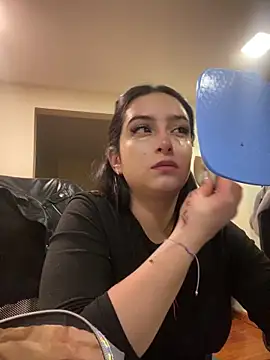 Kloe Novoa online show from March 31, 12:16 pm