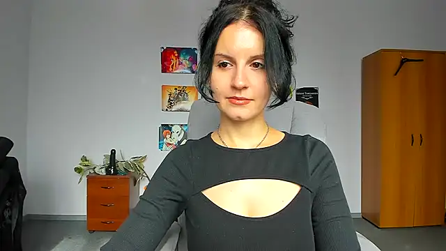 StellaAnia online show from October 28, 9:26 am