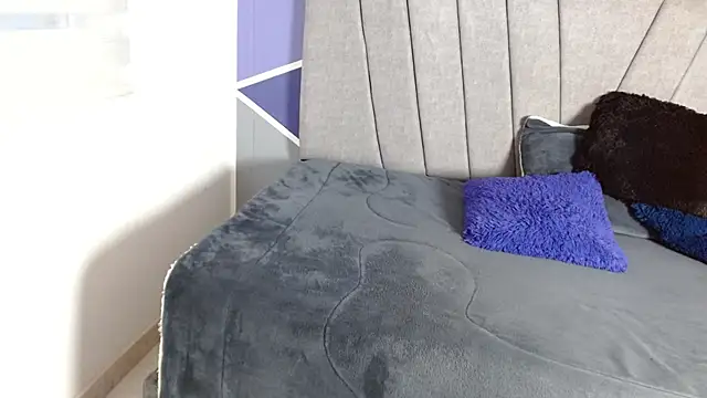 AliceSmity  online show from April 19, 11:07 pm