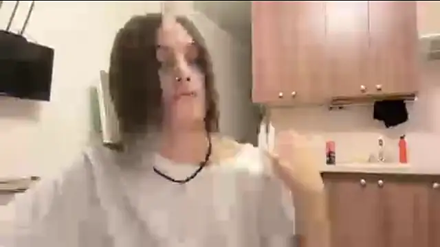 AidaGloshen online show from October 27, 5:08 pm