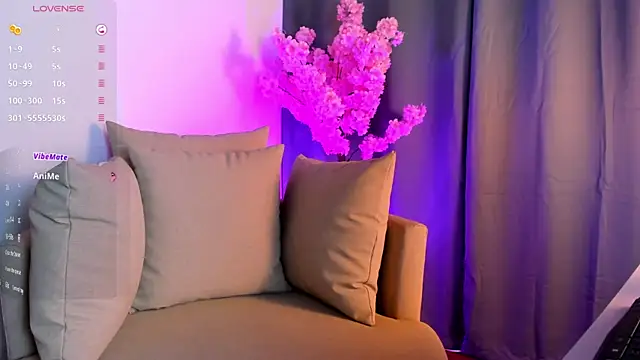 shaima   online show from December 19, 9:40 pm