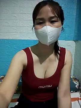 Donatella28 online show from April 11, 8:40 am