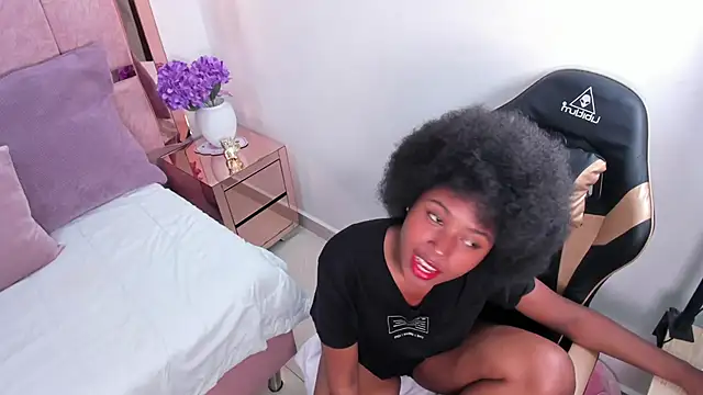 violeta ruizz online show from March 4, 4:30 am