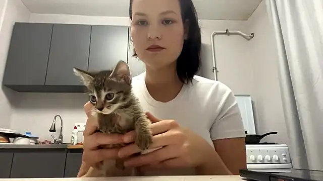 WilmaWeis online show from October 26, 2:01 pm
