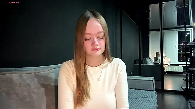 SecretGerl baby2007 online show from January 15, 3:07 pm