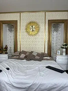 Hannahpradaa  online show from November 10, 3:51 pm