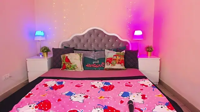 gracieave online show from January 9, 1:32 am