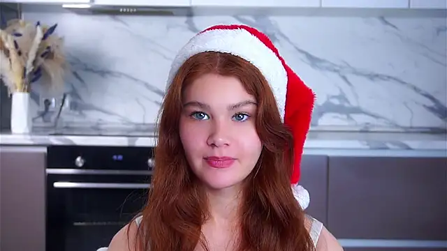 YettaCalabria online show from December 22, 11:46 am