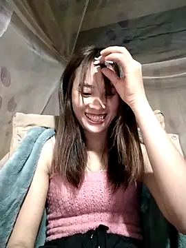 Em xinh01 online show from March 9, 1:47 pm