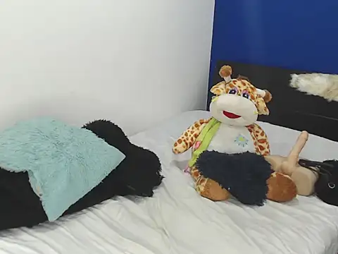 EmmilyConnor online show from March 17, 2:43 pm