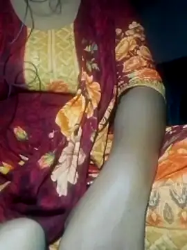 Liza0103 online show from May 11, 5:43 pm