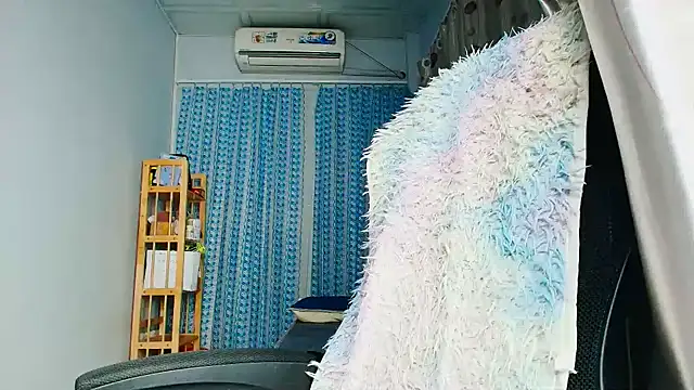 Fiona1010 online show from January 8, 1:31 am