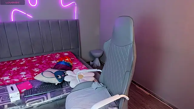 Meganpeach  online show from November 4, 1:16 pm