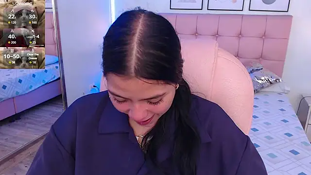 KikiVelvet online show from December 4, 6:08 pm