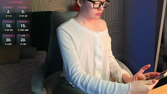 R I N A online show from March 10, 1:09 am