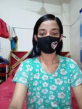 Green LaDY66 online show from June 6, 4:46 pm