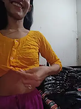 Green LaDY66 online show from July 14, 3:17 pm