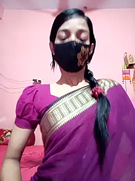 Green LaDY66 online show from April 8, 10:06 am