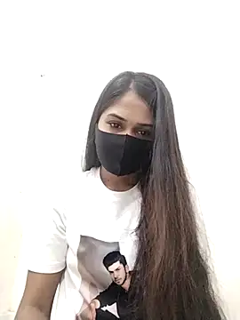 Green LaDY66 online show from November 13, 7:40 am