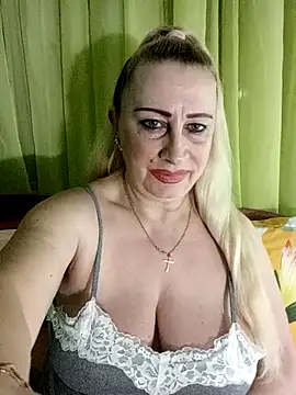 Esenia505 online show from April 19, 6:10 pm