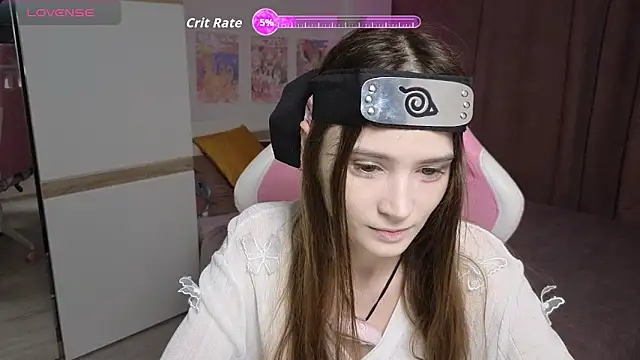 Hana Flo  online show from November 4, 1:49 pm