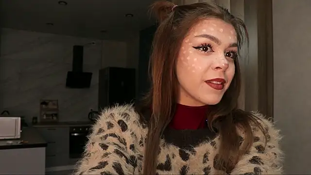 lilypuw online show from October 31, 3:49 pm