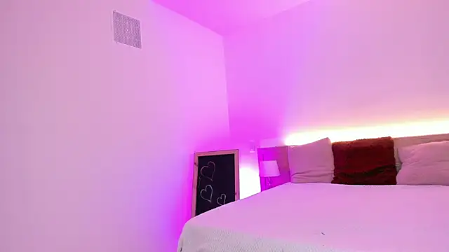 Julietta01 online show from January 6, 5:38 pm