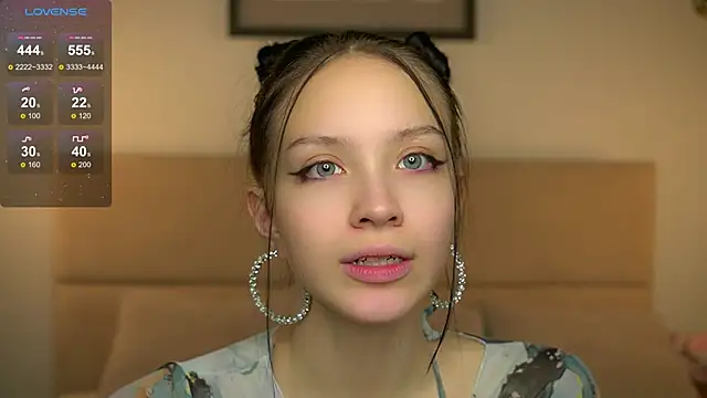 VetaManhardt online show from November 18, 9:49 pm