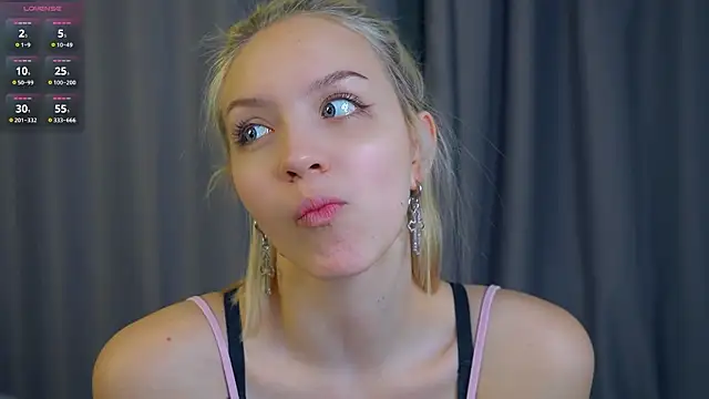 VetaManhardt online show from March 28, 10:52 pm