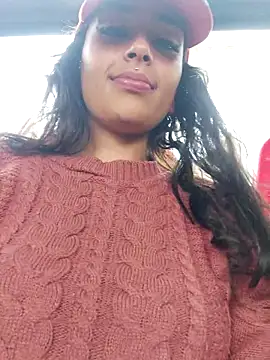 Moon And Sunn online show from November 2, 6:44 pm