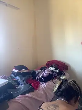 sabrinaneves online show from April 8, 11:12 am