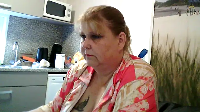 Sylviastar46 online show from March 30, 4:06 pm