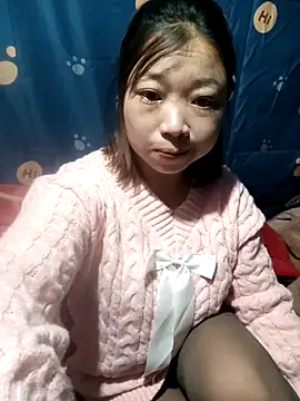 julybe online show from November 29, 3:38 pm