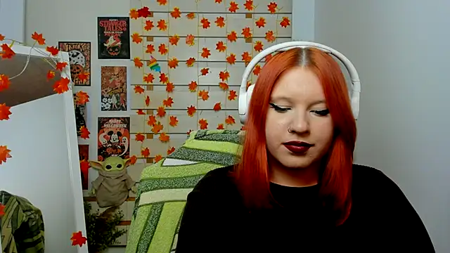 FoxPlayXX online show from November 18, 10:33 pm