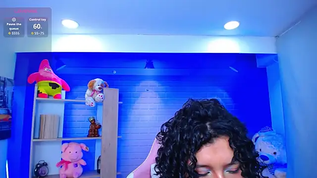 roseefancy19 online show from January 14, 11:48 am