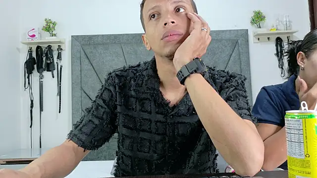 DamianandEva online show from February 28, 1:10 pm