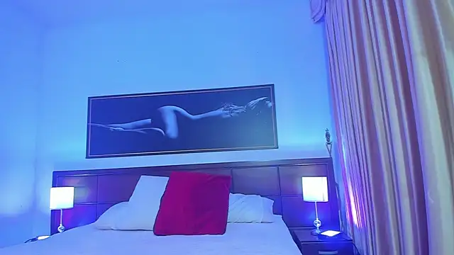 Cataleyaa Rose online show from December 20, 1:53 am