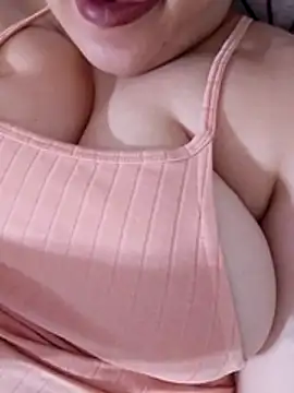 Nouna-loca online show from July 23, 2:31 am