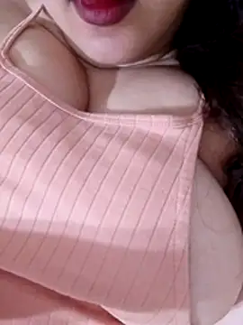 Nouna-loca online show from July 8, 1:08 am