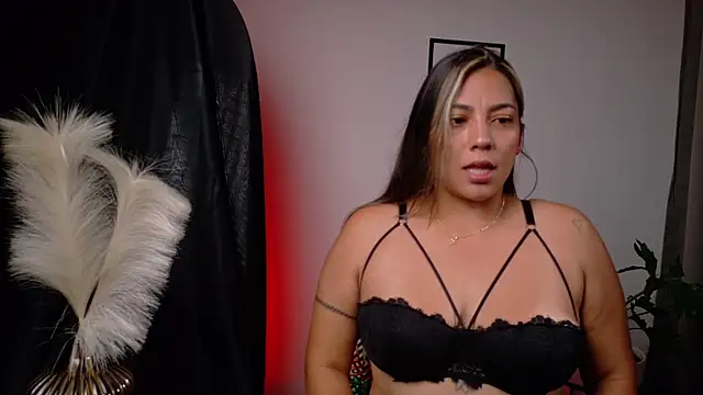 Zara Nova online show from April 5, 9:58 pm