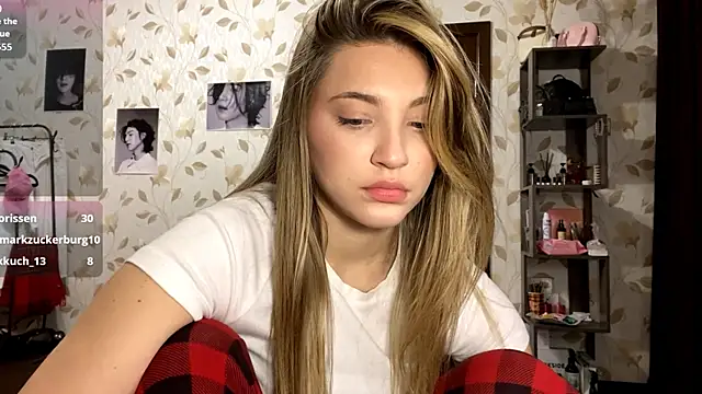 OrethaEredia online show from November 27, 7:06 pm