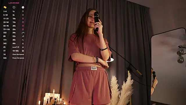 KarlaMagnett online show from November 30, 3:38 pm