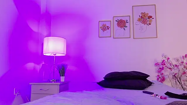 dark angell77 online show from February 2, 12:04 pm