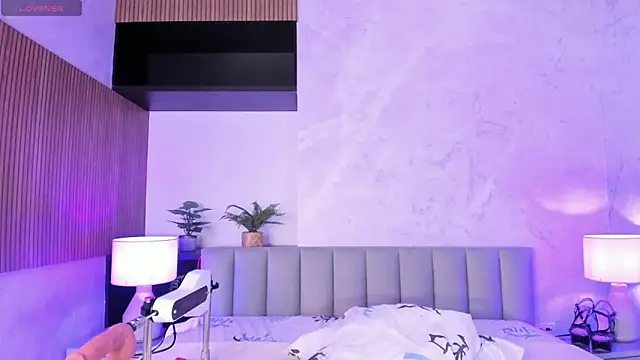 Charlote masson online show from April 15, 7:58 pm