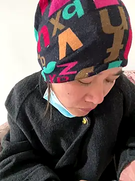 daaqnn online show from November 24, 1:29 am